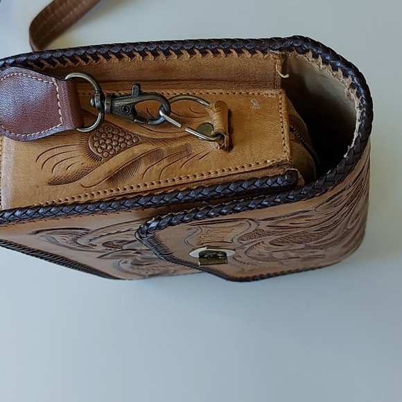 Leather Shouder Bag - Picture 3 of 10